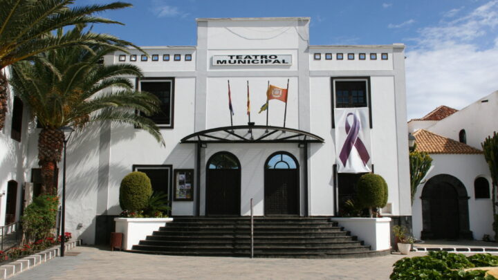 Teatro Municipal de San Bartolomé